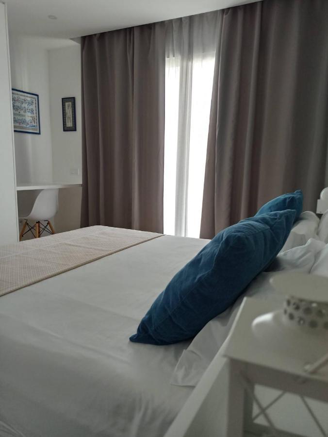 Hotel West Bay House São Martinho do Porto Habitación foto